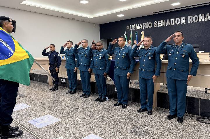 4º BPM realiza solenidade em homenagem a Tiradentes e entrega condecorações em Cacoal