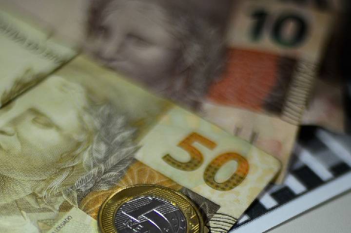 IBC-BR recua 0,2% em julho; resultado representa alta de 1% em um ano