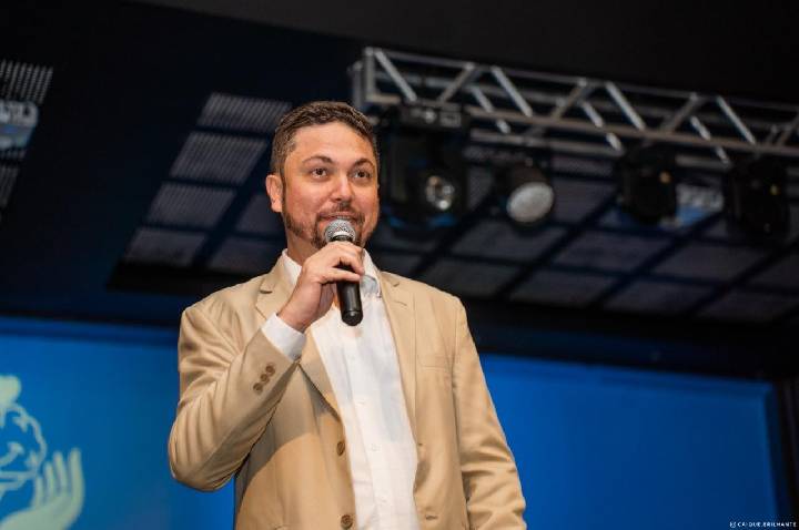 Movimentação estratégica: Jonatas França filia-se ao Republicanos e fortalece pré-candidatura à Câmara Federal