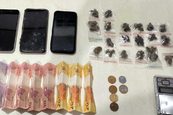 POLÍCIA MILITAR DESARTICULA PONTO DE TRÁFICO, APREENDE DROGAS E PRENDE SUSPEITO EM JI-PARANÁ