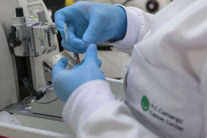 Publicada lei que amplia prevenção e controle do câncer no SUS