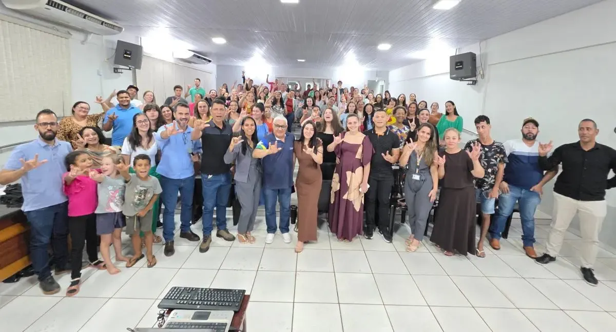 Com apoio do deputado Cássio Gois, curso de Libras forma mais de 150 pessoas em Espigão do Oeste
