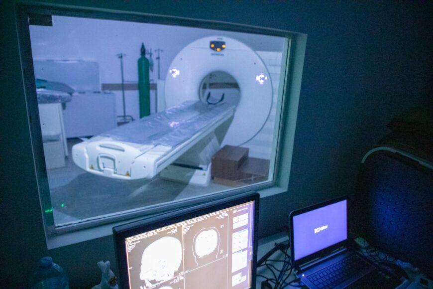 Deputado Luizinho Goebel destina R$ 2 milhões para custear 3 mil ressonâncias magnéticas em Vilhena