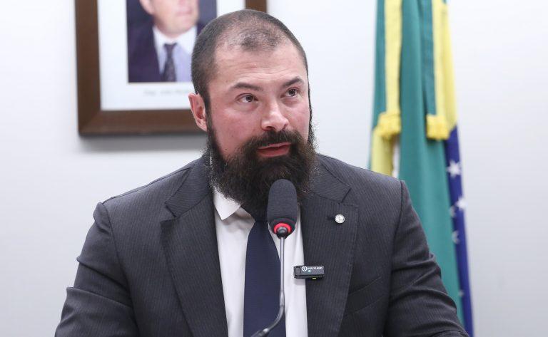 Deputado Paulo Bilynskyj propõe divisão do Brasil em “Norte” e “Sul”