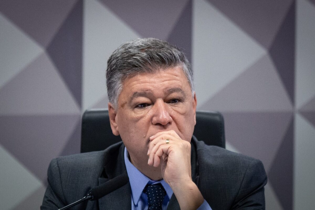 Com anistia incerta na Câmara, oposição articula alternativa no Senado