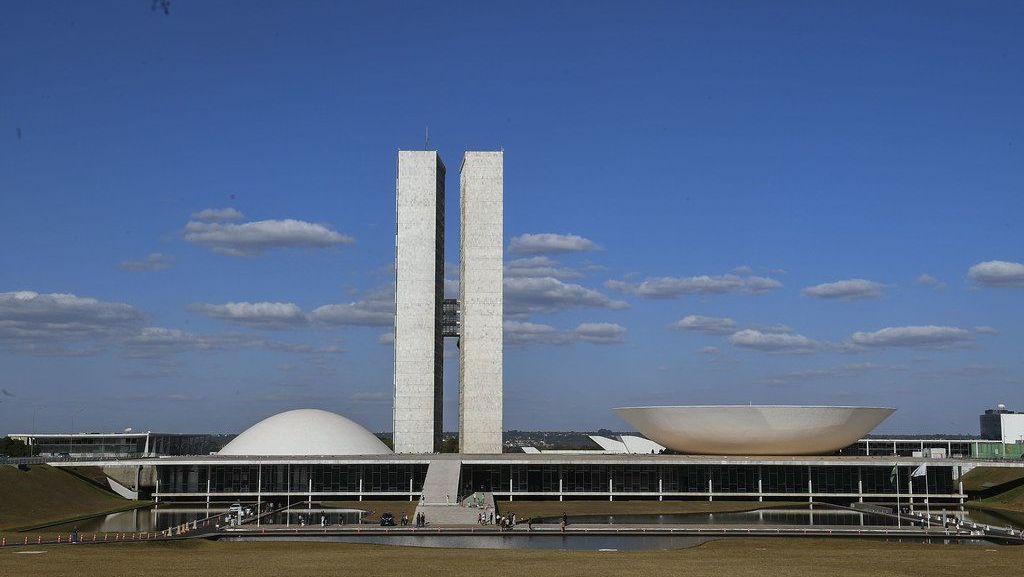 Câmara e Senado têm avaliação negativa recorde, aponta PoderData