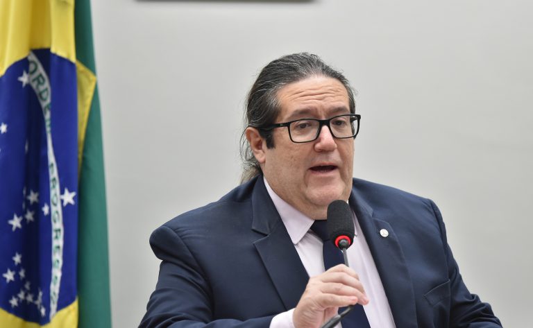 Comissão aprova política nacional Mais Cultura nas Escolas
