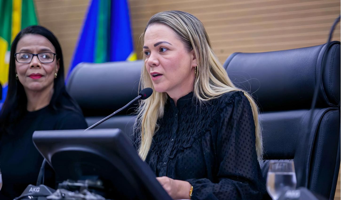 Falta de regulamentação impede emissão da carteira da Fibromialgia, aponta Cláudia de Jesus