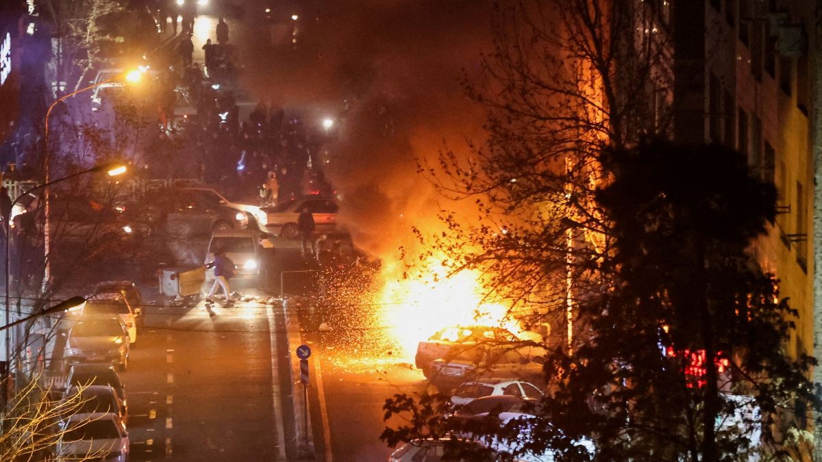 Protestos começaram com os comerciantes, diz embaixador brasileiro no Irã