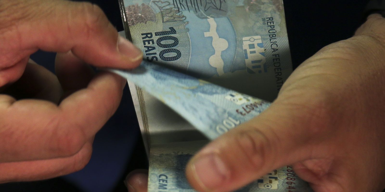 Abono salarial: pagamento para nascidos em maio e junho começa hoje