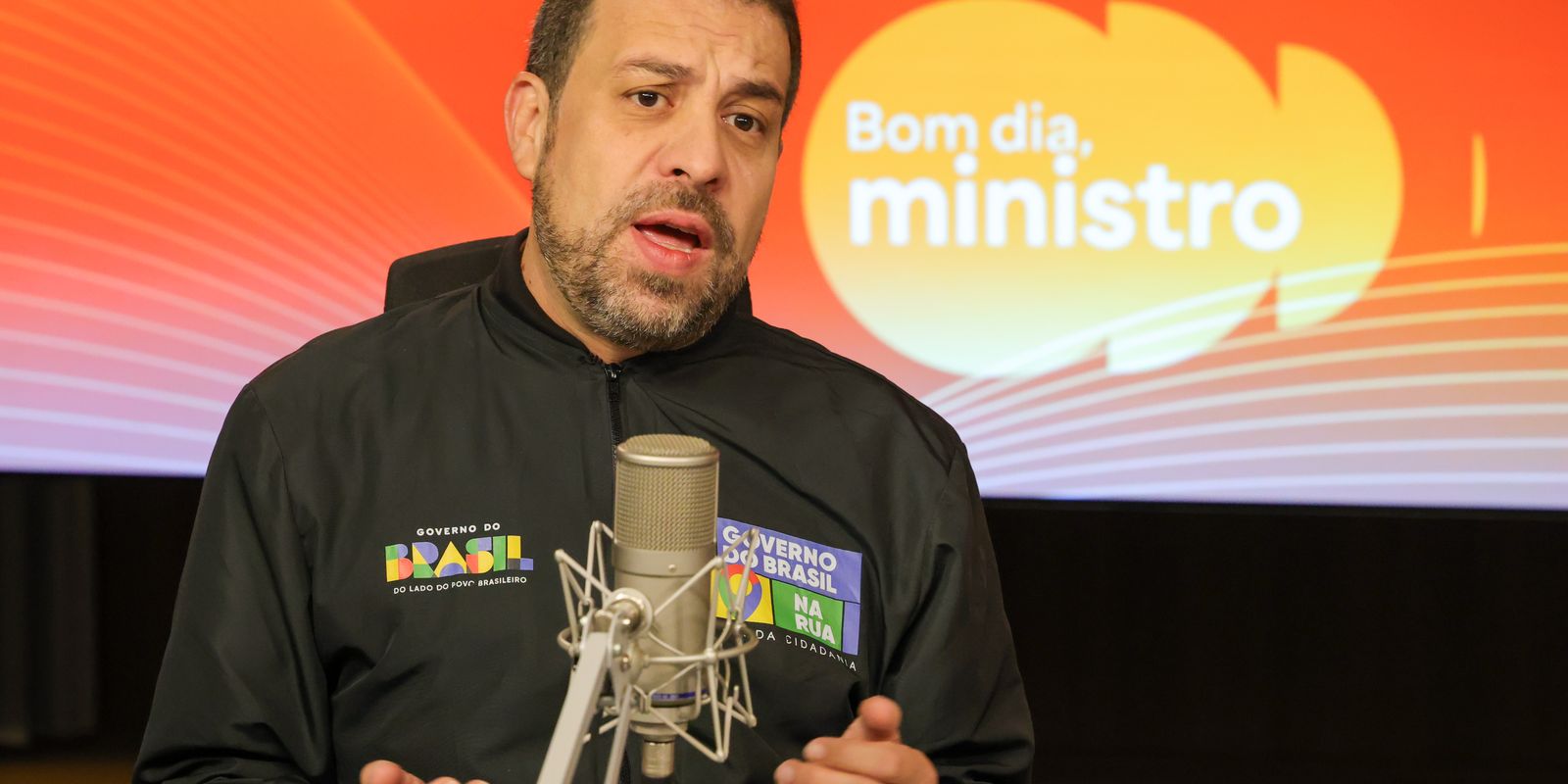 Com juros altos, dívidas aumentam e exigem mais Desenrola, diz Boulos