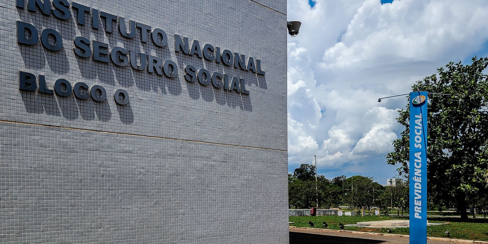 Conselho da Justiça Federal libera R$ 2 bilhões em pagamentos do INSS