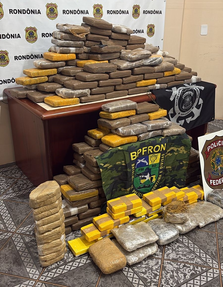 Forças de segurança em Rondônia apreendem cerca de 300 kg de drogas no rio Madeira