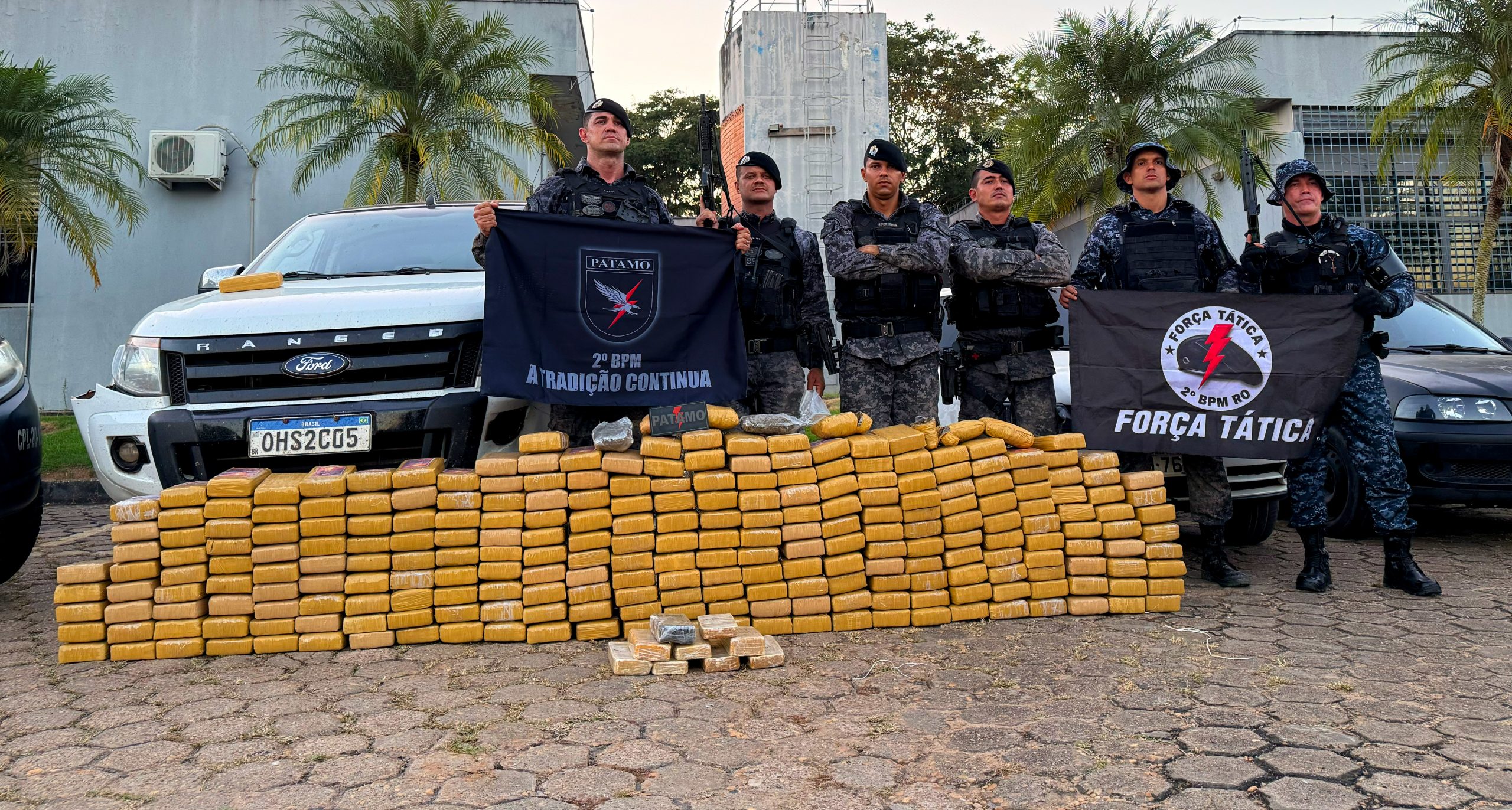 POLÍCIA MILITAR REALIZA GRANDE APREENSÃO DE DROGAS EM JI-PARANÁ